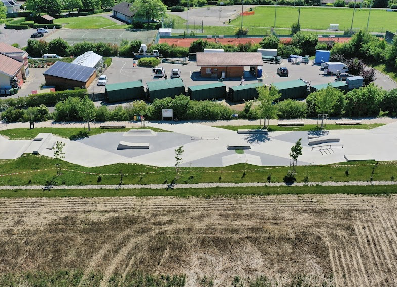 Mies skatepark